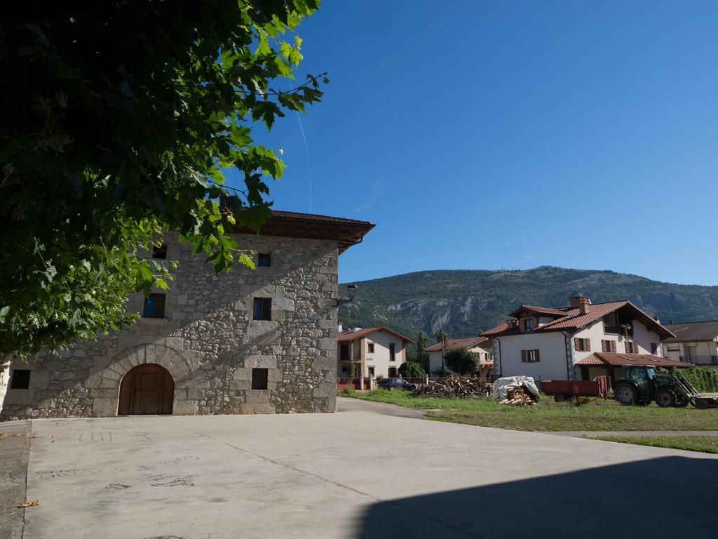 ホテルCasa Rural Martxoenea Landetxea Arruazu エクステリア 写真